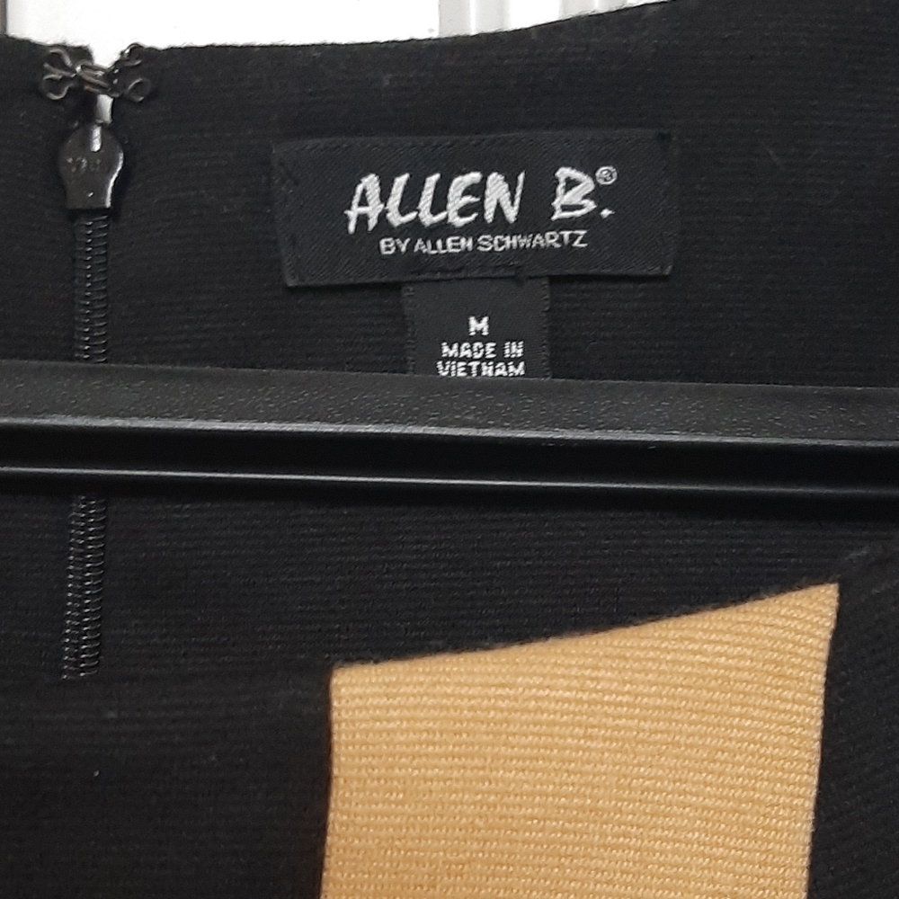 Allen B. Women's Dress - Picture 4 of 4